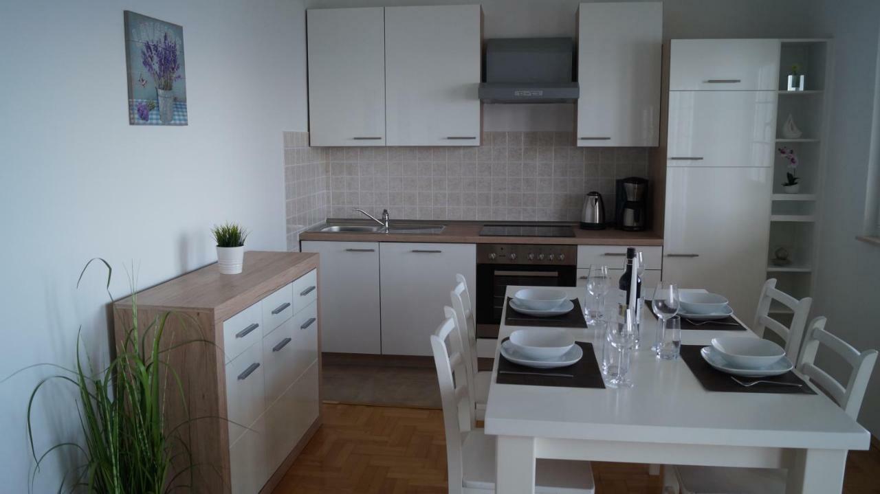 Schoenes Ferienhaus Direkt Am Meer สโตมอร์สกา ภายนอก รูปภาพ